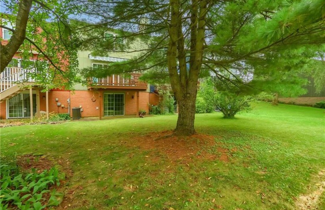 Building Photo - 30 Monmouth Dr