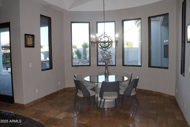 Building Photo - 2840 E Jade Pl