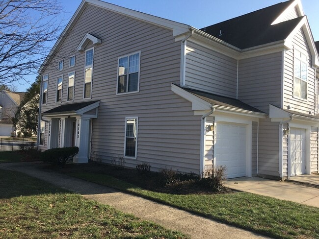 Building Photo - 4702 King John Way