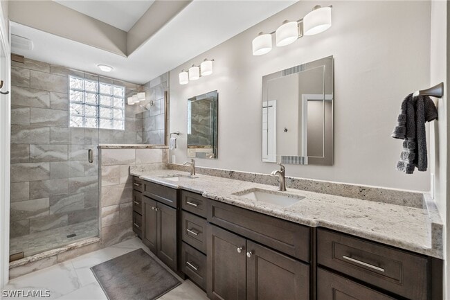 Building Photo - 9201 Bayberry Bend