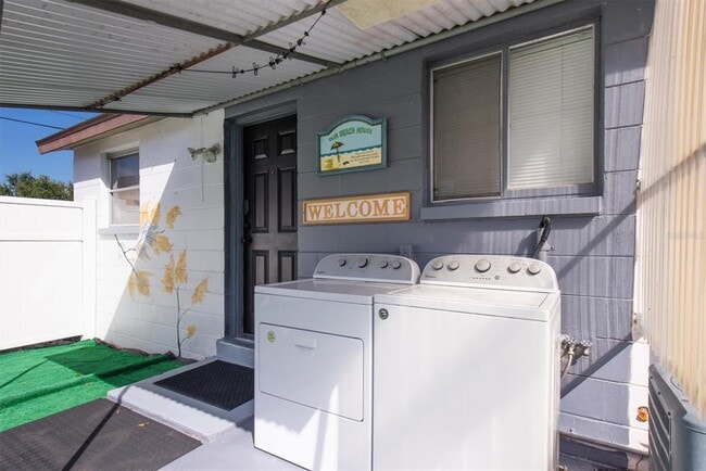 Building Photo - 3394 74th Ave N