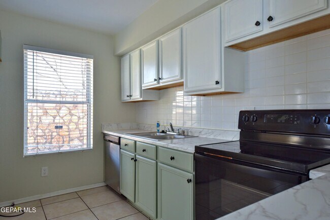 Building Photo - 5016 Conley Rd