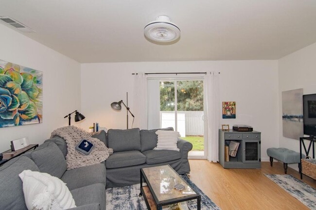 Building Photo - 2030 Brookhurst St