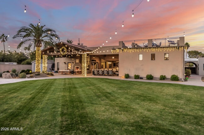 Building Photo - 5821 E Cactus Rd