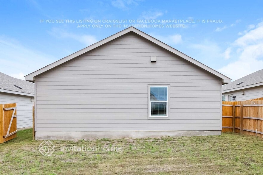 Building Photo - 10554 Varmus Dr