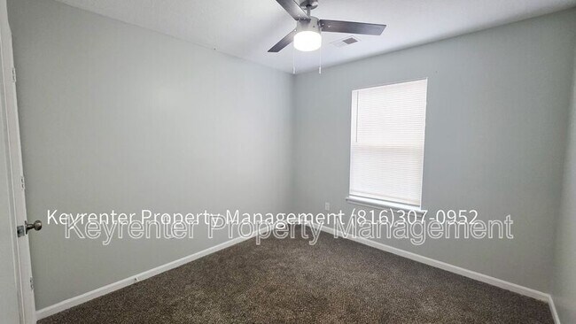 Building Photo - 5200 Olive St