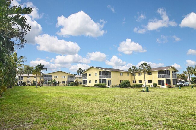 Building Photo - 8135 Country Rd