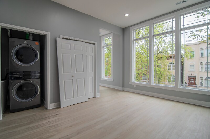 Building Photo - 4618 S Evans Ave