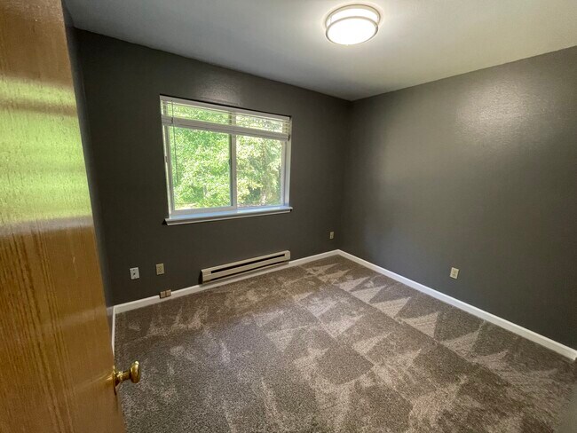 Building Photo - 707 125th Pl NW