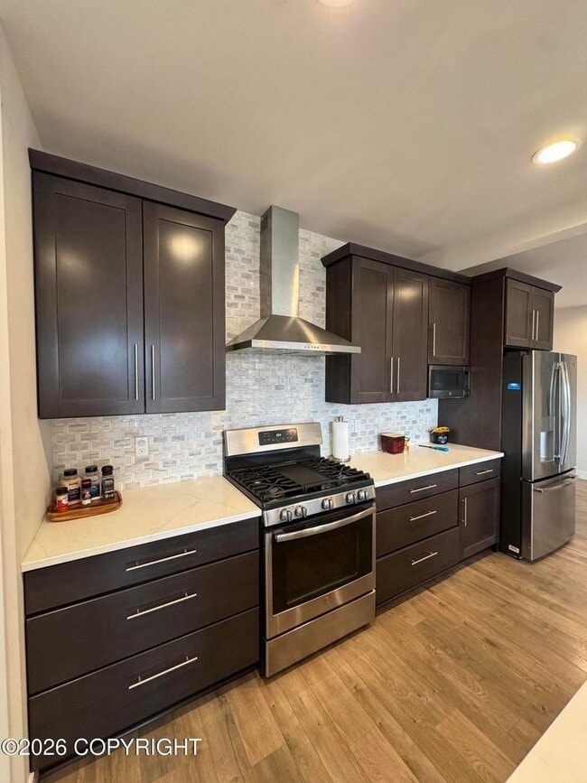 Building Photo - Fully furnished ranch style in downtown Anchorage