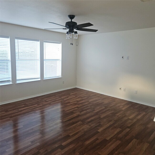Building Photo - 20314 Baytide Ct