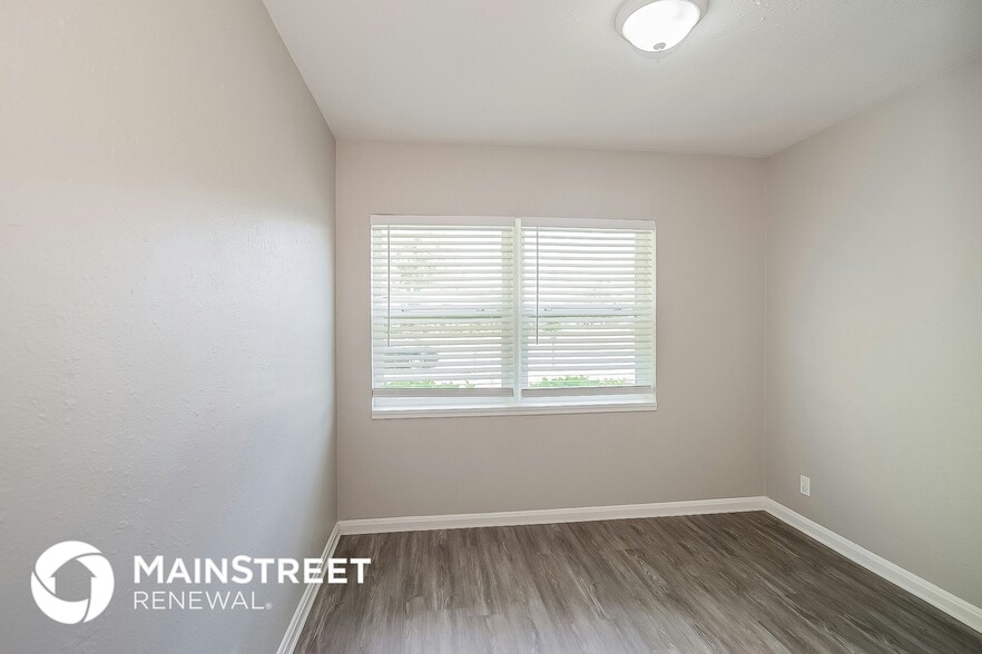 Building Photo - 1912 Rugby Rd