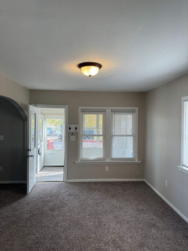 Building Photo - 4604 Johnson Ave
