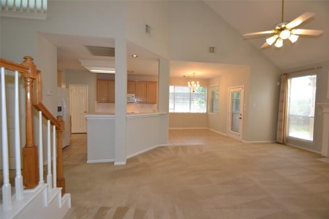 Building Photo - 15307 Amesbury Ln