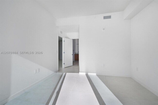 Building Photo - 1400 Biscayne Blvd