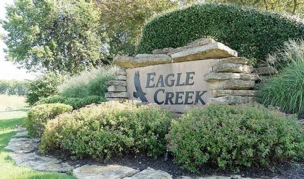 Building Photo - 2176 SW Timbertrace Ln