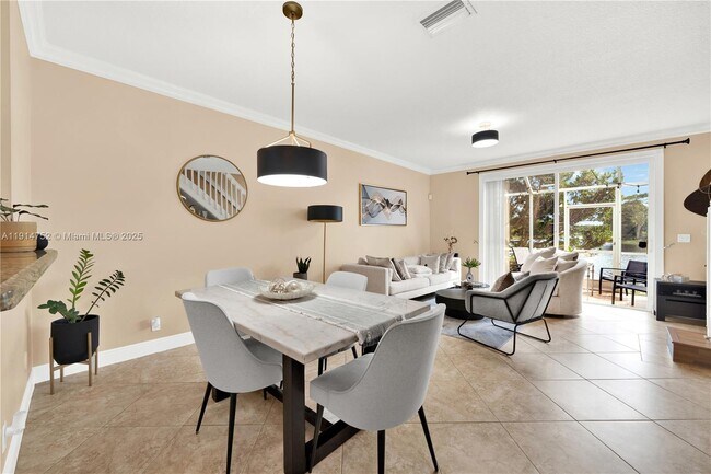 Building Photo - 3752 San Simeon Cir