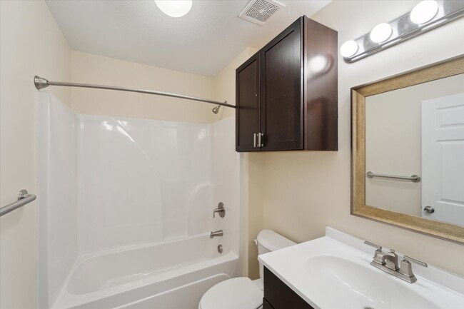 Building Photo - Hudson Estate