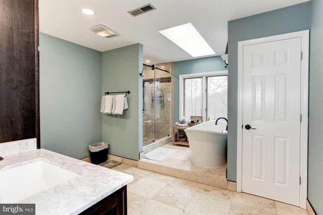 Building Photo - 5147 Cannon Bluff Dr