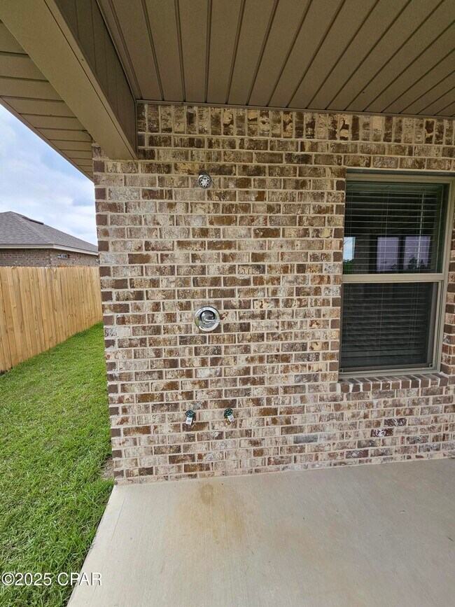 Building Photo - 4524 Bylsma Cir