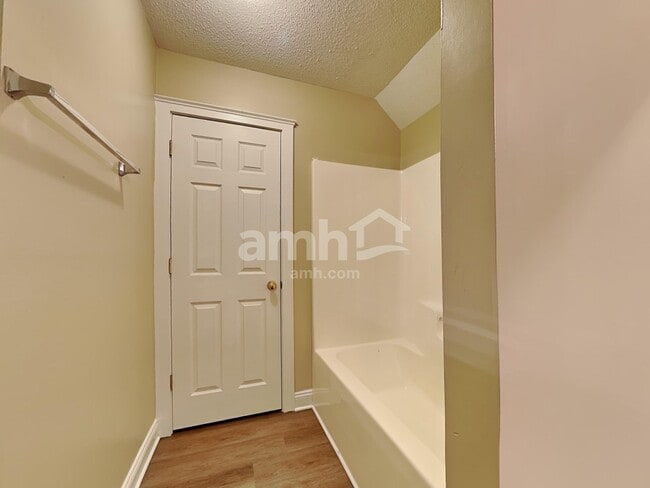 Building Photo - 13315 Glencreek Ln