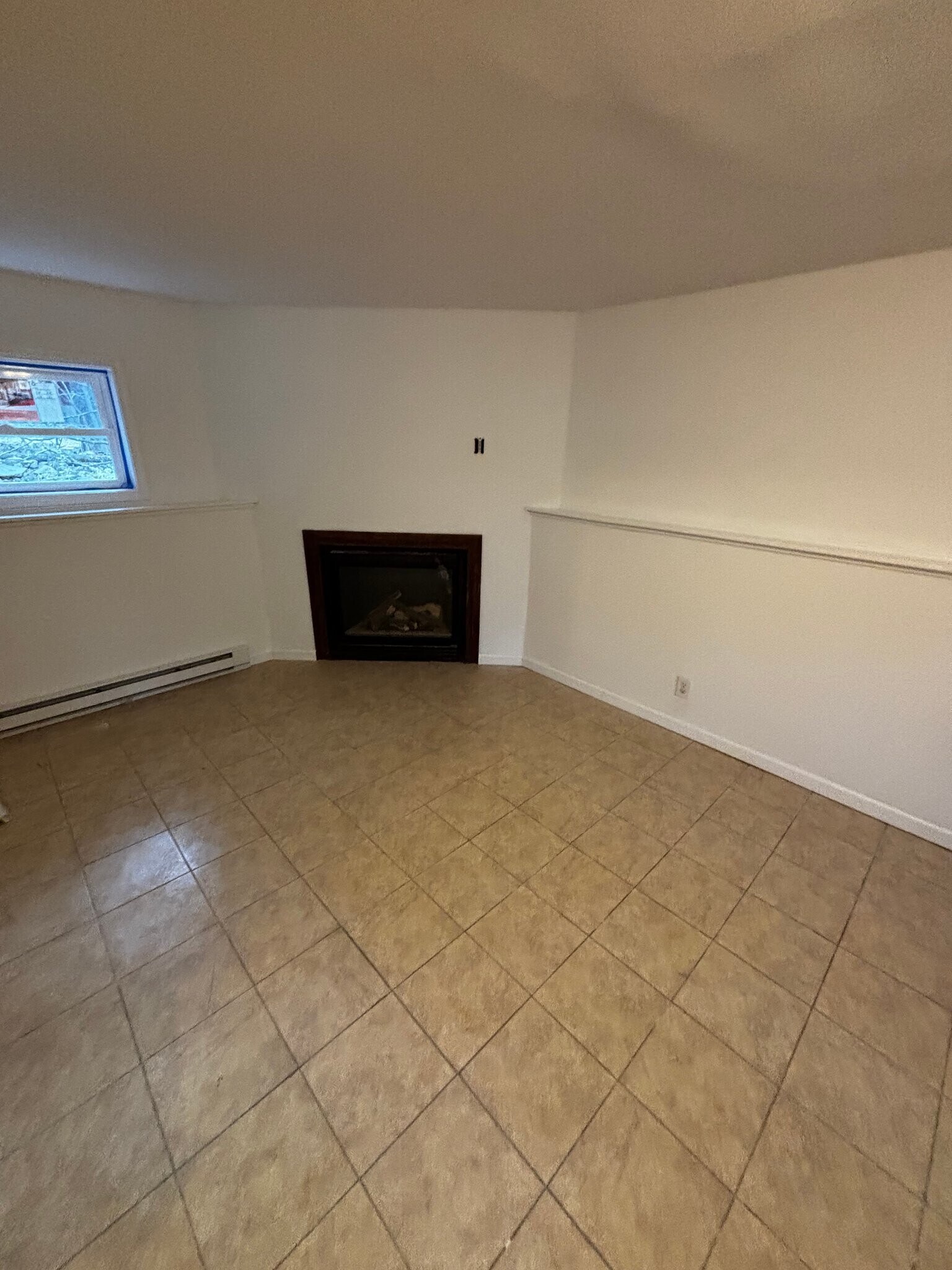 Building Photo - 9294 Bluebird Ct