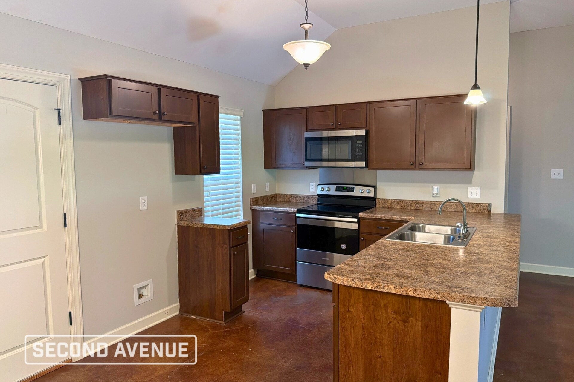 Building Photo - 8943 Smith Ranch Dr