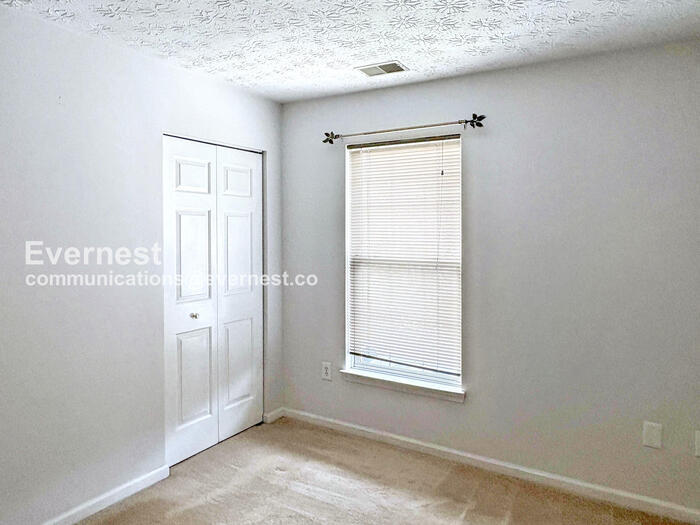 Building Photo - 8366 Frostwood Dr