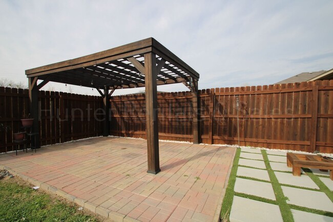 Building Photo - 4 Bedroom in Copperas Cove’s House Creek N...