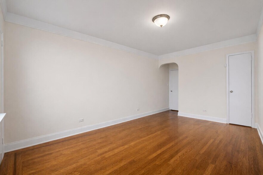 Building Photo - 615 W 172nd St