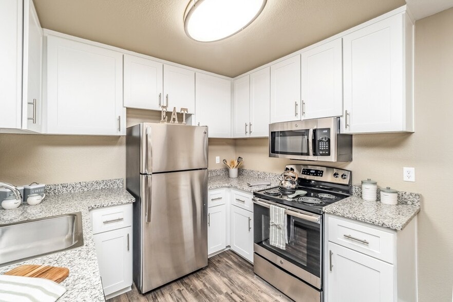 Primary Photo - Cameron Oaks