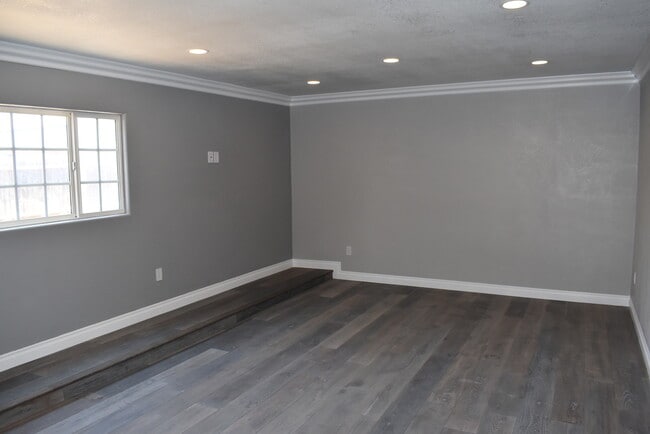 Building Photo - 3128 Marlborough Ave