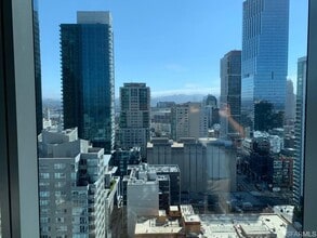 Building Photo - 338 Main St