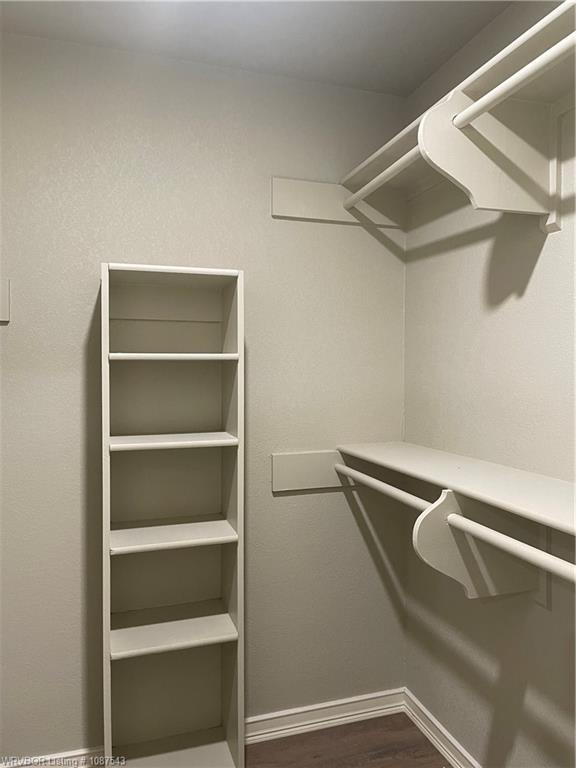 Building Photo - 8908 Stoney Hedge Dr