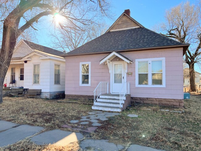 Primary Photo - Affordable 2 Bedroom Home