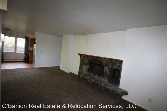 Building Photo - 2 br, 1 bath House - 8307 Jewel Lake Road ...