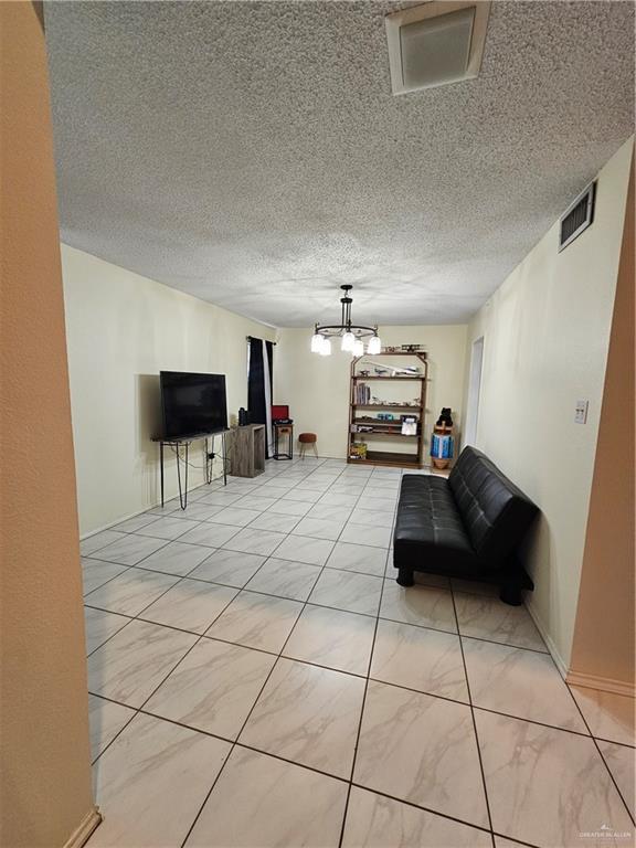 Building Photo - 15 S Casa Linda St