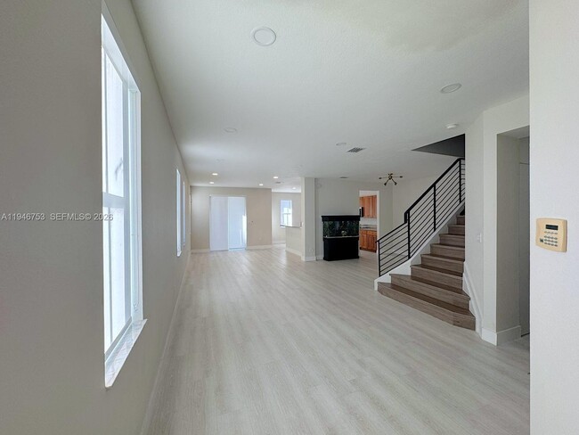 Building Photo - 11400 NW 75th Terrace