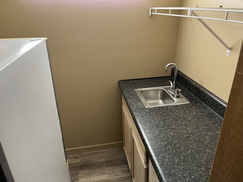 Building Photo - 1652 Barney Bass Rd