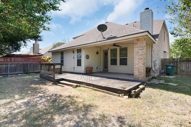 Building Photo - 2800 Mission Tejas Dr