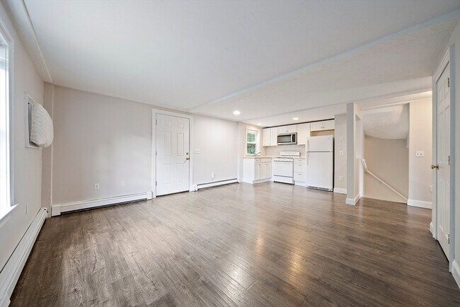 Building Photo - 238 Neponset St