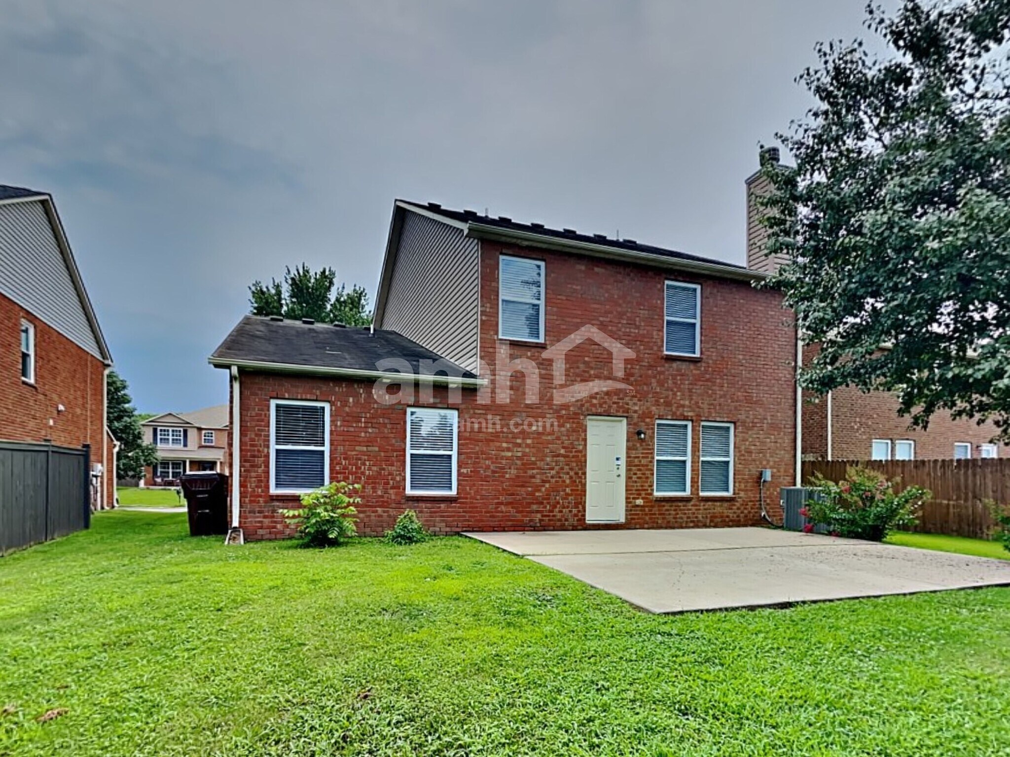 Building Photo - 1022 Gannett Rd
