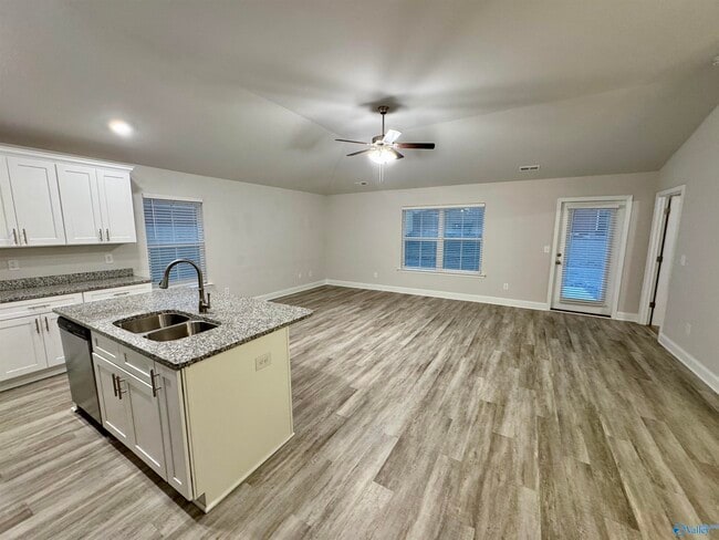 Building Photo - 108 Bingham Wy