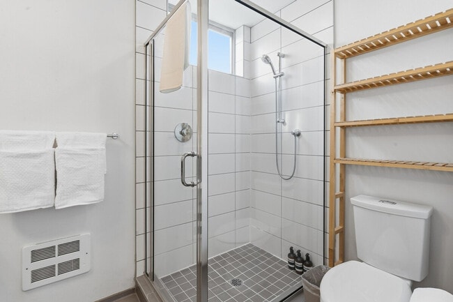 Building Photo - 1464 NW 70th St