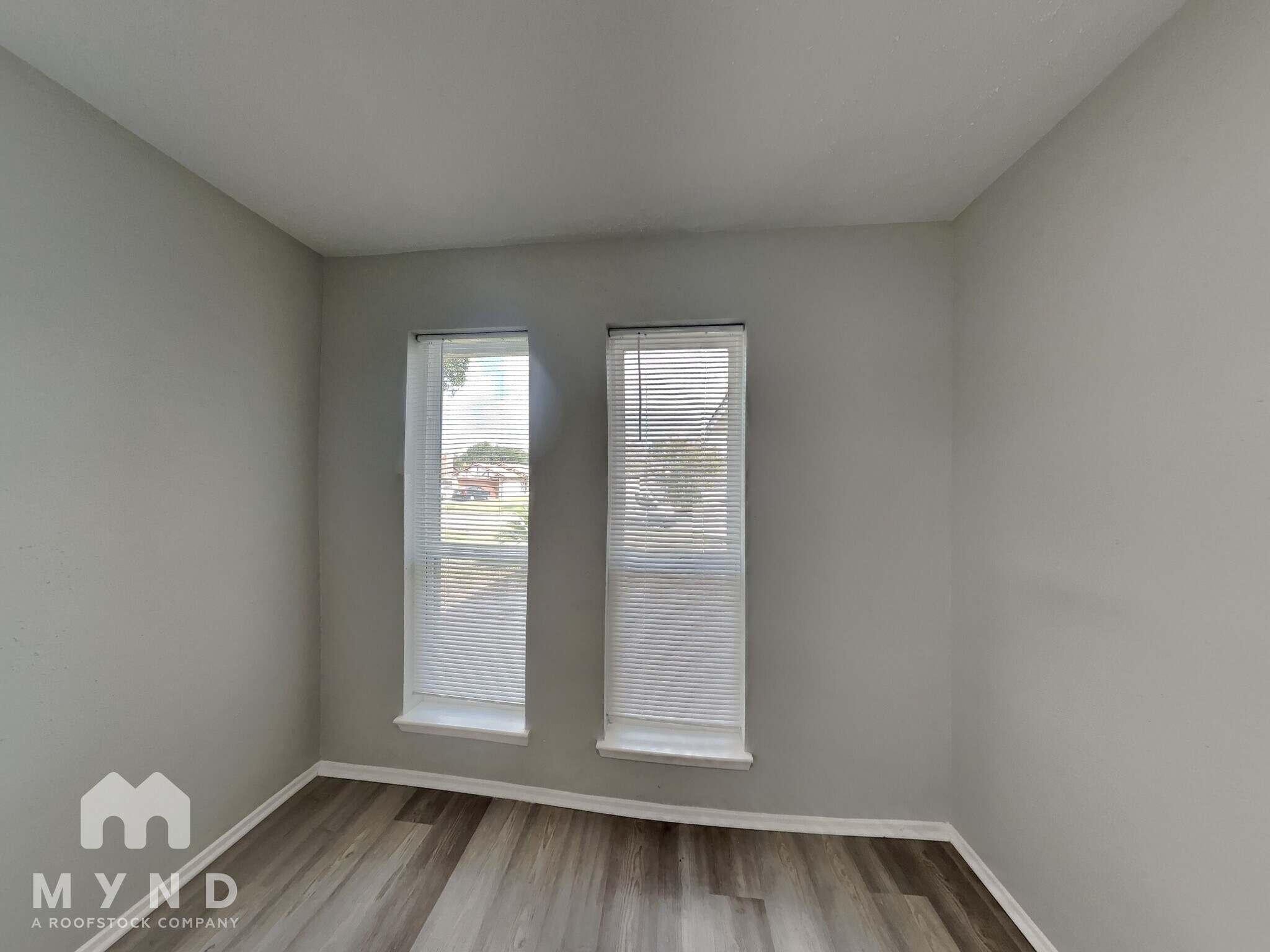 Building Photo - 6918 Foxbrook Dr