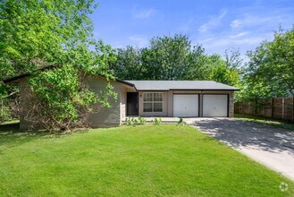 Building Photo - 2311 Peppertree Ct