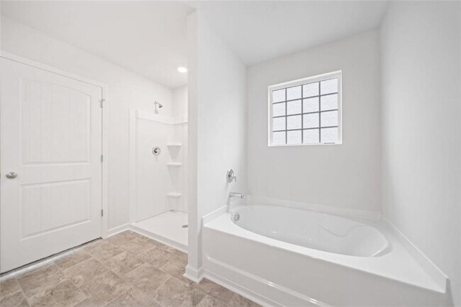 Building Photo - 283 White Cedar Dr