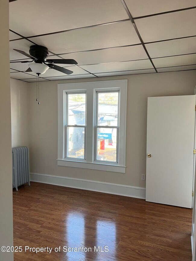 Building Photo - 1330 Pittston Ave