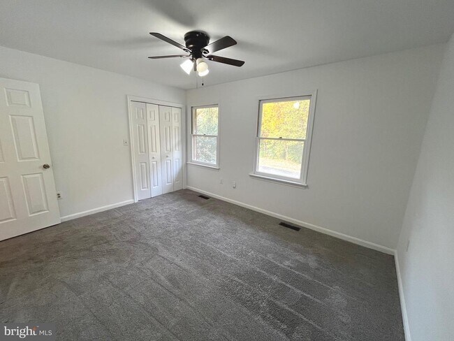 Building Photo - 255 Farrell Ln