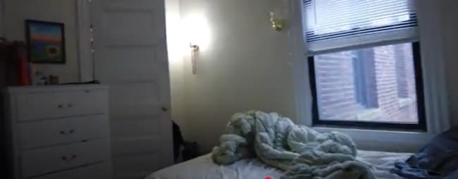 Building Photo - 4-bed + 1 1/2 bath BU-GAP